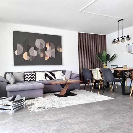Charysma - Chillout-Loft, Wintergarten, E-Kamin, Massage-Sessel, Schlafzimmer Mit Smart-Tv, 2 Parkplaetze Hamelin Exterior photo